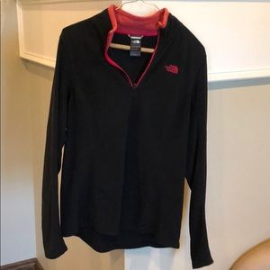 North Face women’s fleece 1/4 zip pullover